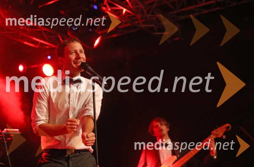  Klemen Slakonja, igralec, komik in TV voditelj;  ... Zaključek Prešernega poletja v Kranju