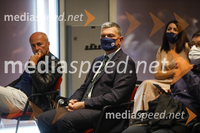  ... ;  Daniel Škraba, vodja Reader's Digest SlovenijaTrusted Brand 2020, podelitev priznanj