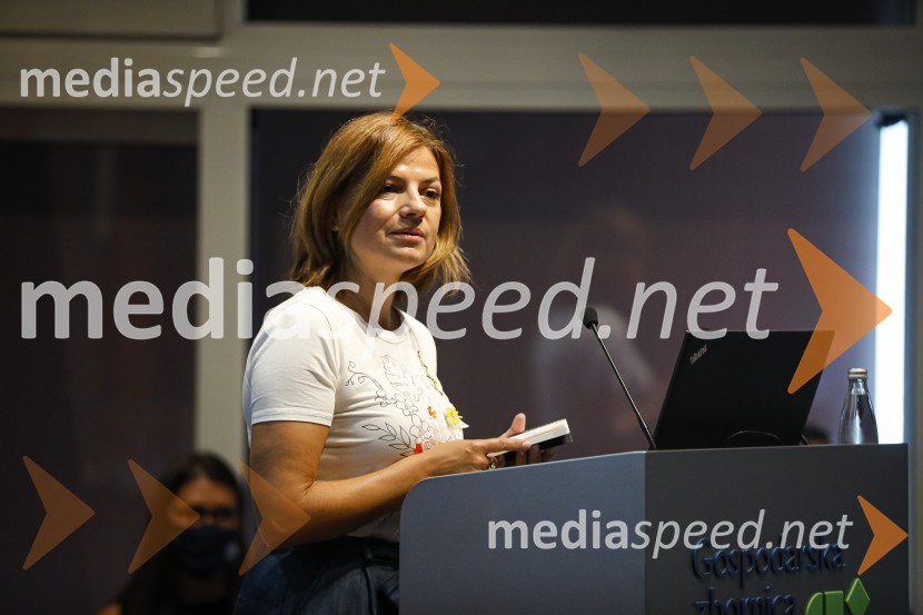 mag. Sonja  Šmuc, generalna direktorica Gospodarske zbornice SlovenijeTrusted Brand 2020, podelitev priznanj