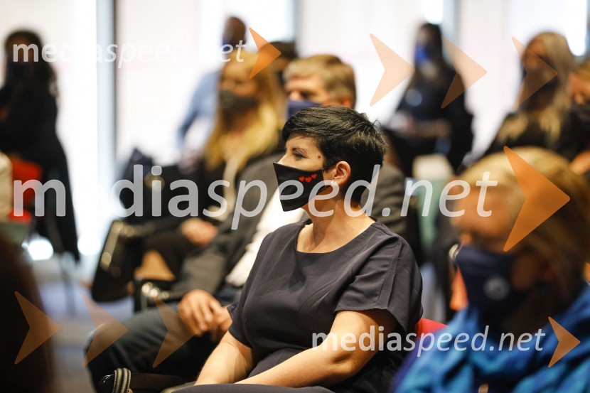  Alenka Dujanović, specialist za odnose z javnostmi, Radenska AdriaticTrusted Brand 2020, podelitev priznanj