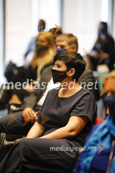  Alenka Dujanović, specialist za odnose z javnostmi, Radenska AdriaticTrusted Brand 2020, podelitev priznanj