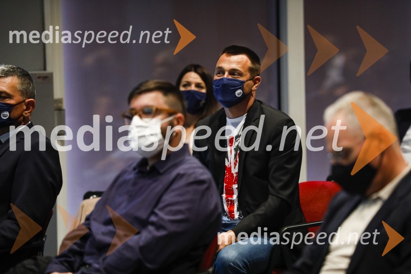  ... ;  Bruno Šimleša, priznani hrvaški pisec literature s področja popularne psihologije in duhovnosti.;  Igor Evgen Bergant, novinar in TV voditeljTrusted Brand 2020, podelitev priznanj