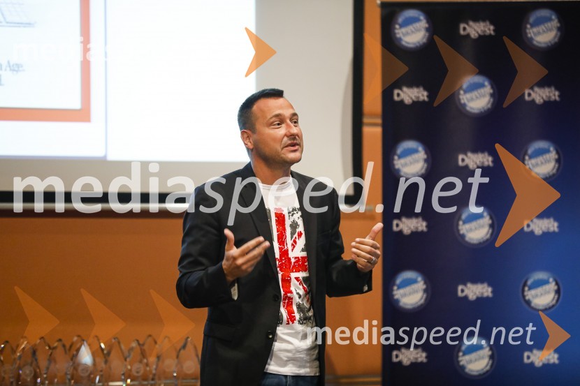  Bruno Šimleša, priznani hrvaški pisec literature s področja popularne psihologije in duhovnosti.Trusted Brand 2020, podelitev priznanj