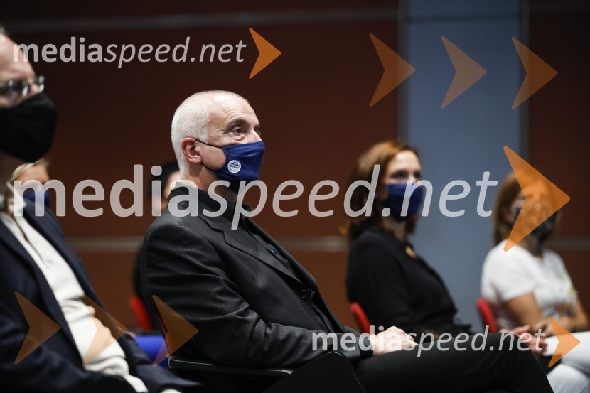  Ivo Boscarol, generalni direktor Pipistrel d.o.o.;  ... ; mag. Sonja  Šmuc, generalna direktorica Gospodarske zbornice SlovenijeTrusted Brand 2020, podelitev priznanj