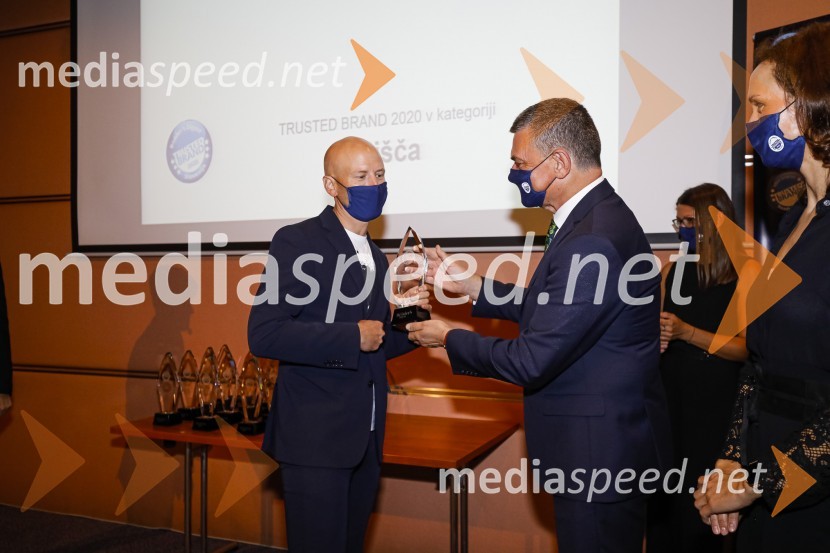  ... ;  Daniel Škraba, vodja Reader's Digest SlovenijaTrusted Brand 2020, podelitev priznanj