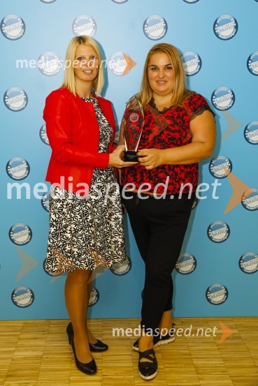  Nina Šumi, vodja trženjskih projektov, SPAR Slovenija d.o.o.;  Nataša Purgaj, Spar SlovenijaTrusted Brand 2020, podelitev priznanj