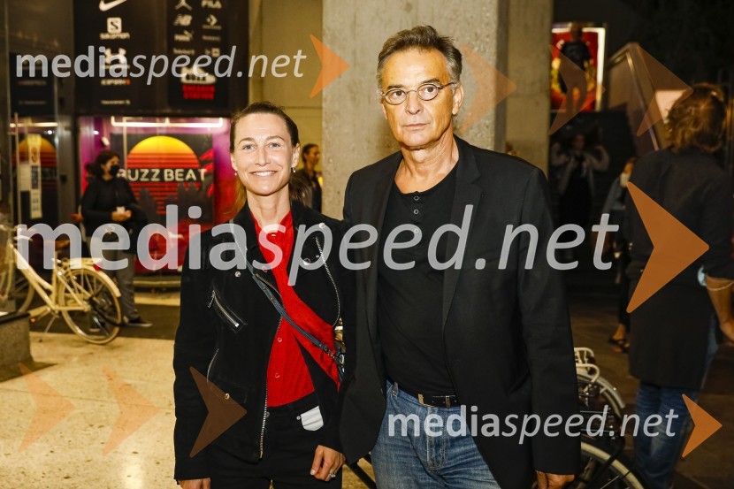  ... ;   Igor  Samobor, igralec, ravnatelj SNG Drama LjubljanaTrije milijoni minut, premiera