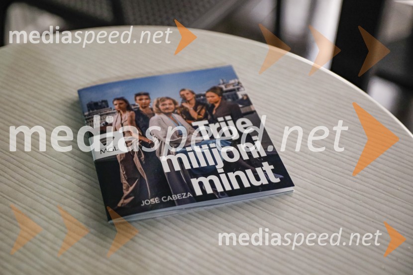 Trije milijoni minut, premiera