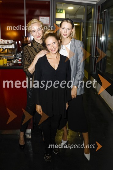  Mojca Funkl, igralka;  Ana Pavlin, igralka;  Klara Kuk, igralka, manekenkaTrije milijoni minut, premiera