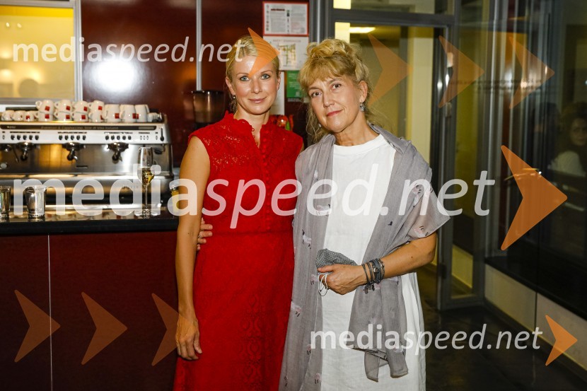  Tjaša  Železnik, igralka;  Barbara Hieng Samobor, direktorica in umetniška vodja MGLTrije milijoni minut, premiera