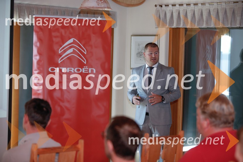  Rok Marolt, produktni vodja znamke Citroen in DS SlovenijaCitroen C5, slovenska predstavitev