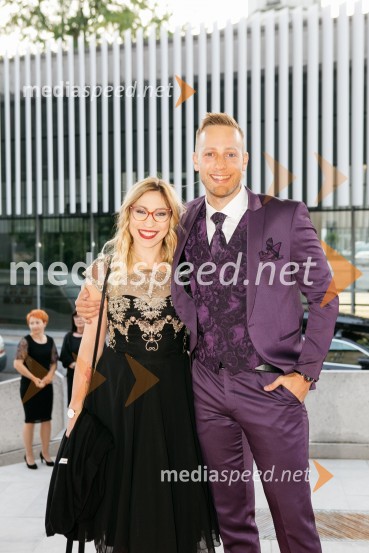  Nastja Kramer;  Filip Pesek, podjetnik, strokovnjak za marketing in prodajoFatalni moški 2020 je Miha Deželak