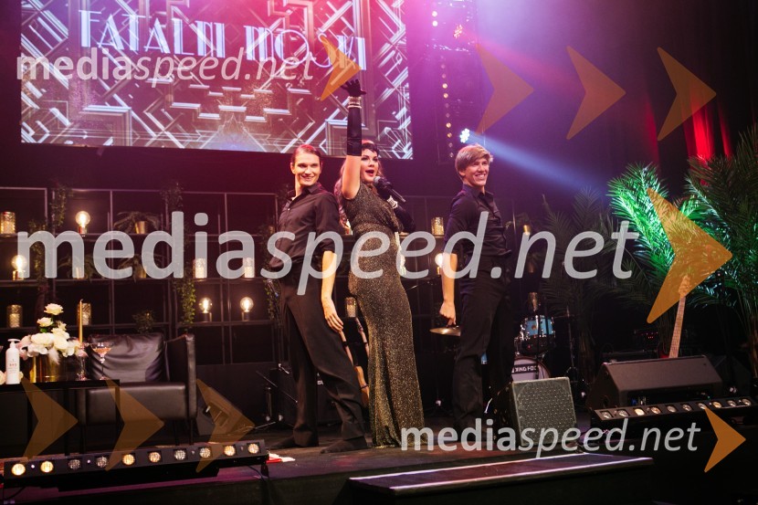  ... ;  Rebeka Dremelj, pevka;  ... Fatalni moški 2020 je Miha Deželak