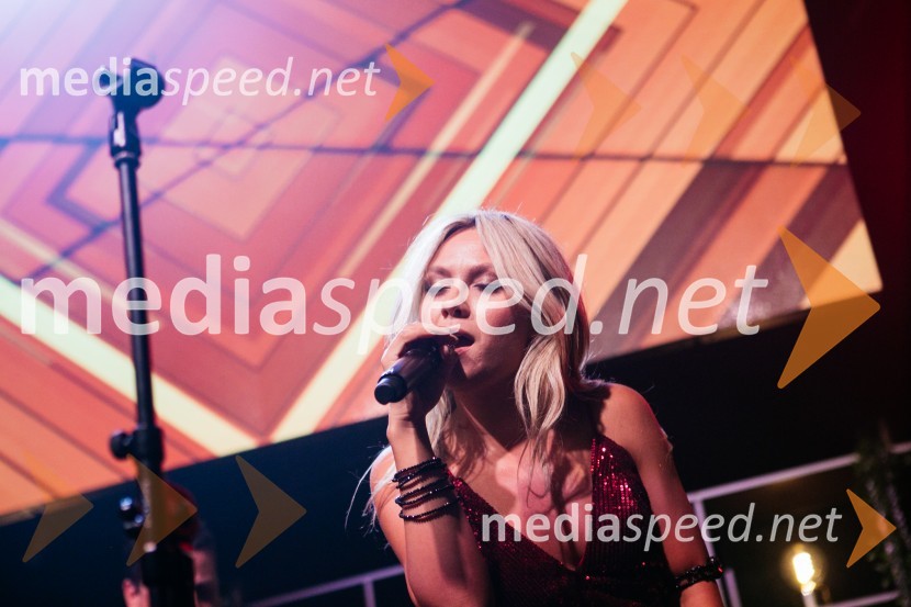  Aleksandra Josić, skupina King Foo, pevkaFatalni moški 2020 je Miha Deželak