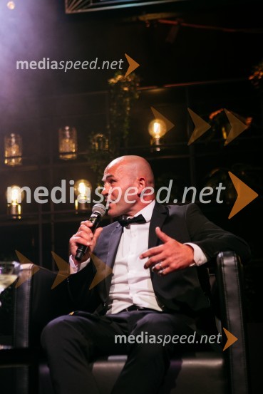  Dejan Zavec, nekdanji boksarFatalni moški 2020 je Miha Deželak