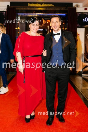  Nuška Drašček, pevka;  Jan Bučar, igralecFatalni moški 2020 je Miha Deželak