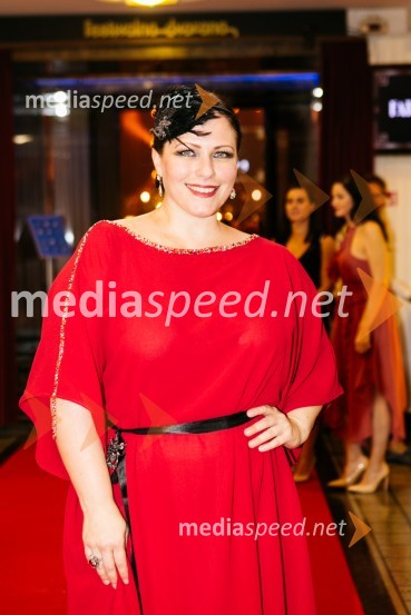  Nuška Drašček, pevkaFatalni moški 2020 je Miha Deželak