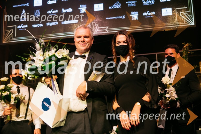  Miha Deželak, radijski voditelj, humanitarec, Fatalni moški 2020;  ... Fatalni moški 2020 je Miha Deželak