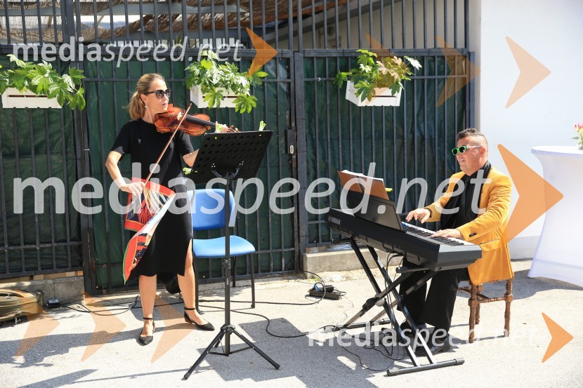 65 let hortikulturnega ustvarjanja Cvetličarne Aralija