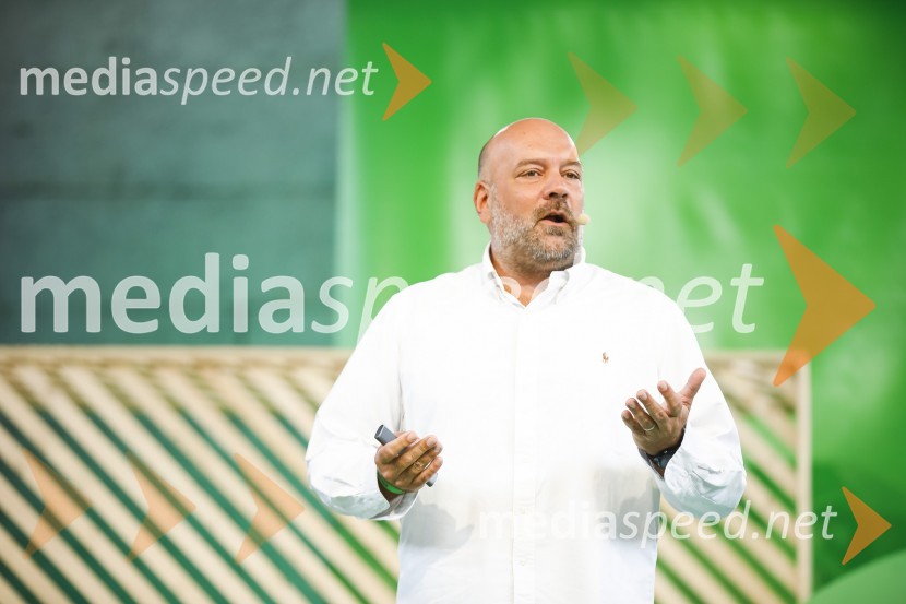  Zenel Batagelj,  soustanovitelj in partner v družbi ValiconSOF 2020