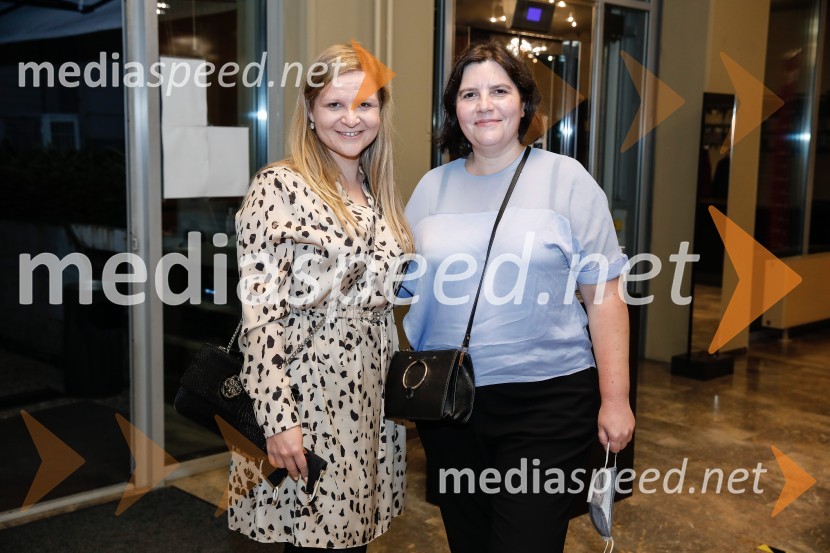  Alma Rahne, novinarka 24ur.com in POP TV;  Teja Pelko, novinarka, Svet24Turandot, premiera