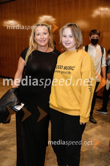  Tatjana Doma, dramaturginja SLG Celje;  Lola DomaTurandot, premiera