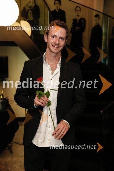  Laren  Polič Zdravič, glasbenik in igralecTurandot, premiera