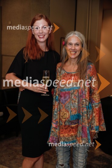  Tina Vrhovnik Potočnik, igralka;  Nataša Tič Ralijan, igralkaTurandot, premiera