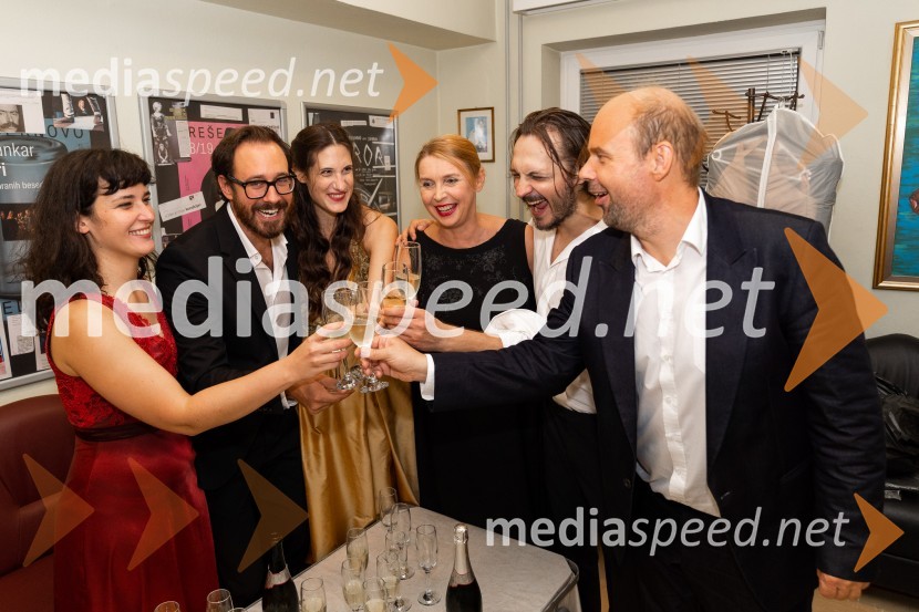  Doroteja Nadrah, igralka;  Miha Rodman, igralec;  Miranda  Trnjanin, igralka;  Darja Reichman, igralka;  Blaž Setnikar, igralec;  Gregor Zorc, igralecŠkofjeloški pasijon, premiera, Prešernovo gledališče Kranj