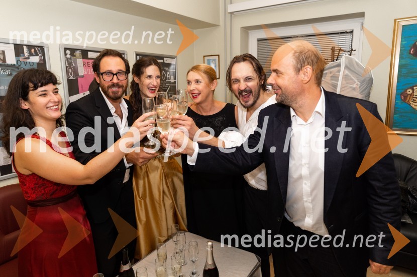  Doroteja Nadrah, igralka;  Miha Rodman, igralec;  Miranda  Trnjanin, igralka;  Darja Reichman, igralka;  Blaž Setnikar, igralec;  Gregor Zorc, igralecŠkofjeloški pasijon, premiera, Prešernovo gledališče Kranj