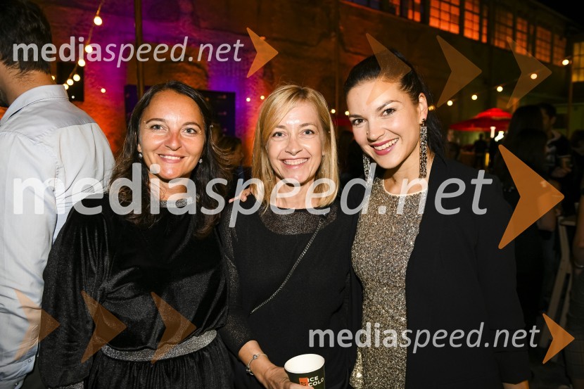  Mojca Avšič, strateški marketing in namestnica direktorja komuniciranja, NLB;  Manja Gradišek,  vodja tržnega komuniciranja in odnosov z javnostmi, NLB;  Simona Mladenović, vodja oglaševanja, NLBOglaševalska osebnost leta je Marko Kolbl, SOF 2020