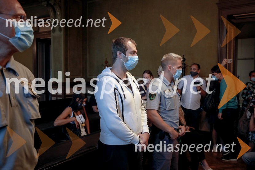  Sebastien Abramov;  ... Julija Adlešič in Sebastien Abramov, primer Odrezana roka - razglasitev sodbe