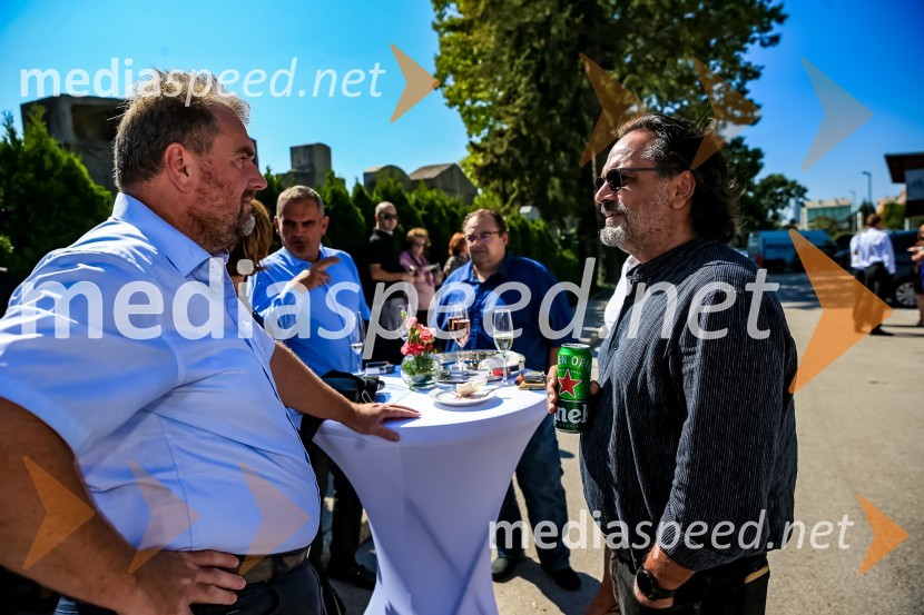  Boris  Železnik, predsednik nadzornega sveta PPMB;  ... 65 let hortikulturnega ustvarjanja Cvetličarne Aralija