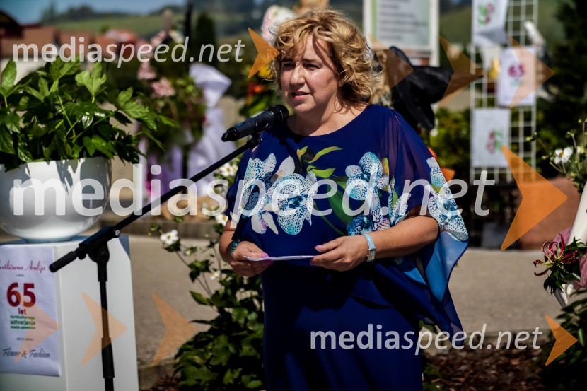  Ksenija  Gajić, vodja cvetličarne Aralija65 let hortikulturnega ustvarjanja Cvetličarne Aralija