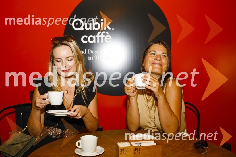 Otvoritev salona Qubik Caffe