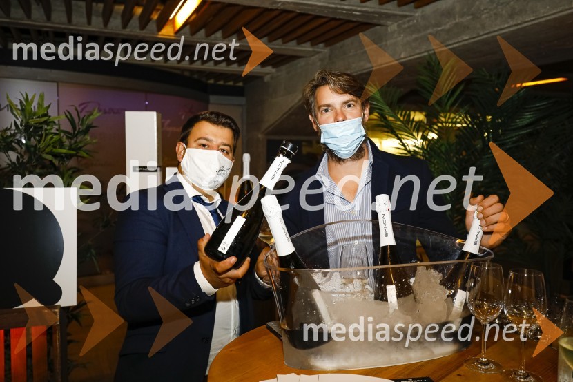 Otvoritev salona Qubik Caffe