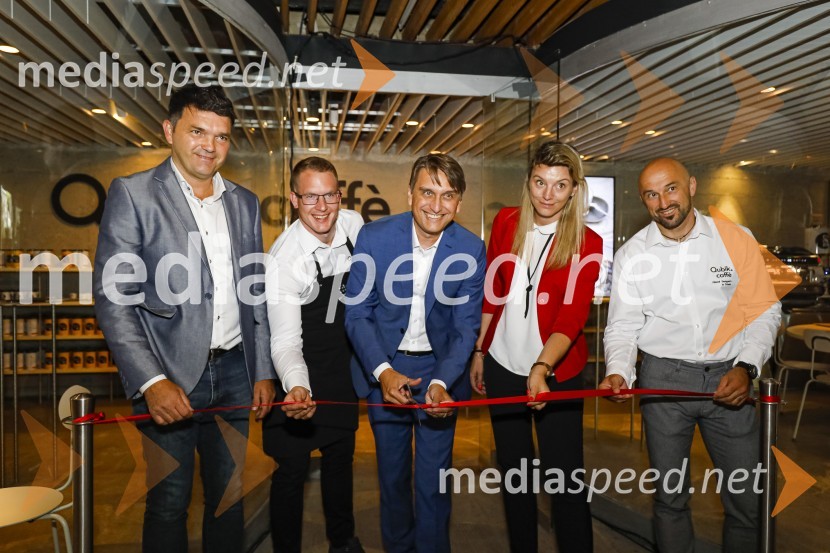  ... ;  ... ;  Igor Kobal, direktor podjetja Qubikcaffe;  ... ;  ... Otvoritev salona Qubik Caffe