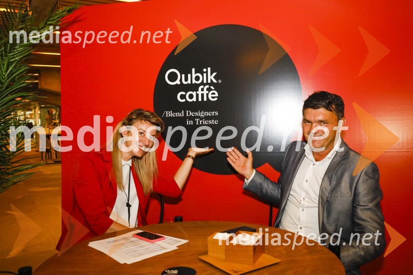 Otvoritev salona Qubik Caffe