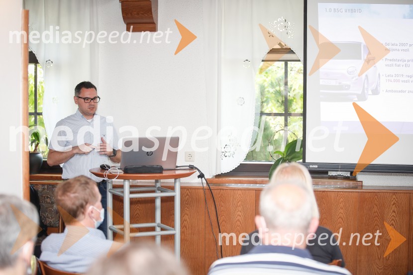 Fiat 500 Hybrid, slovenska predstavitev