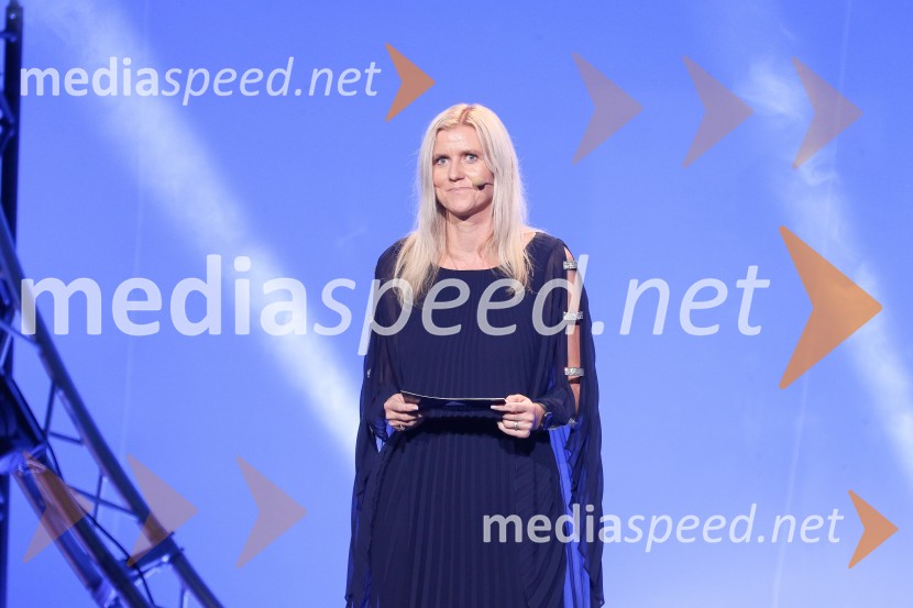  Lucija Sajevec, direktorica AMZS52. podelitev Nagrad GZS za izjemne gospodarske in podjetniške dosežke