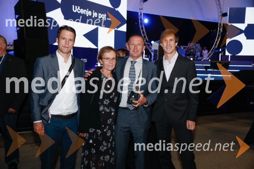  ... ;  ... ;  Aleš Dolenc, direktor, M Sora, d. d.;  ... 52. podelitev Nagrad GZS za izjemne gospodarske in podjetniške dosežke