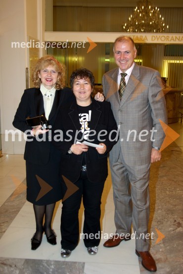 Jasmin Petan Malahovsky, Dragica Petrovič, režiserka in Aleksander Malahovsky, mož Jasmin Petan MalahovskyPremiera opere Madame Butterfly