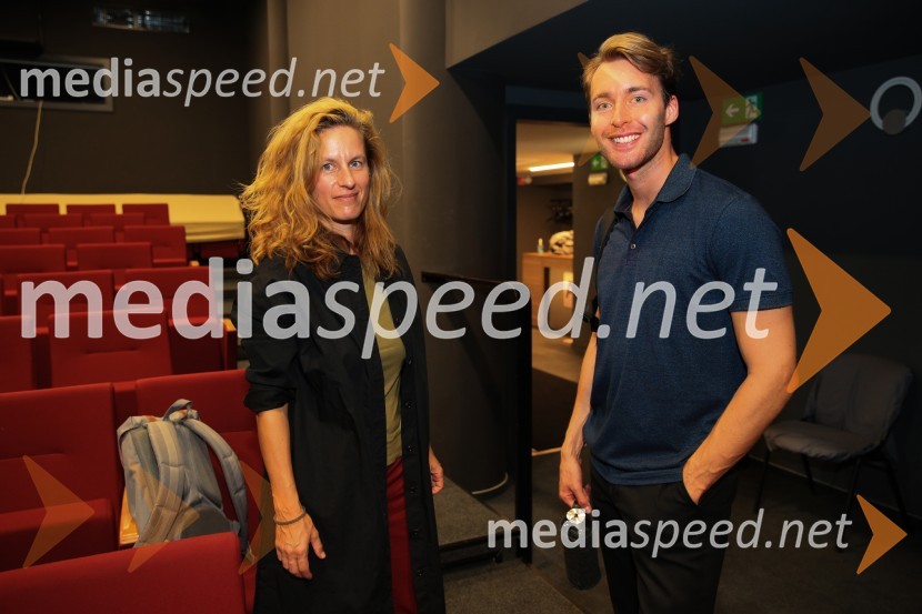  Polona Janežič, glasbenica;  Luka Bokšan, igralecMarjetka str. 89, premiera SLG Celje