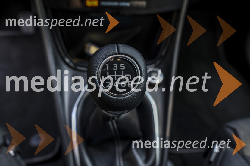 Ford Puma Titanium X - 1.0 EcoBoost Hybrid, mediaspeed test