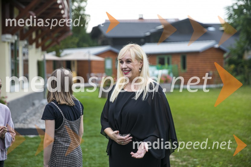  Alenka Kesar, avtorica knjige Druga žena, agencija AdremaAlenka Kesar je izdala knjigo Druga žena