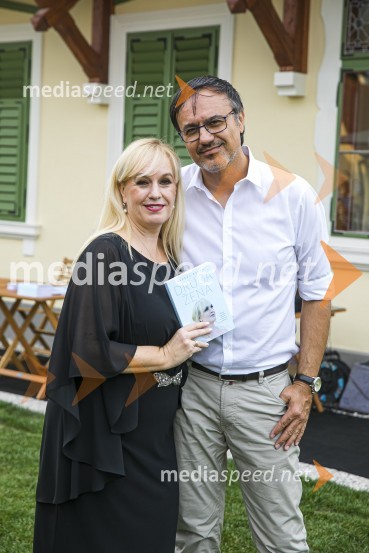  Alenka Kesar, avtorica knjige Druga žena, agencija Adrema;  Kamenko Kesar, marketinški strokovnjak in pisec, lastnik agencije AdremaAlenka Kesar je izdala knjigo Druga žena