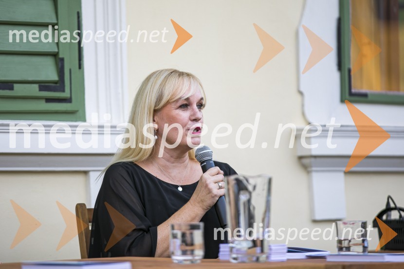  Alenka Kesar, avtorica knjige Druga žena, agencija AdremaAlenka Kesar je izdala knjigo Druga žena