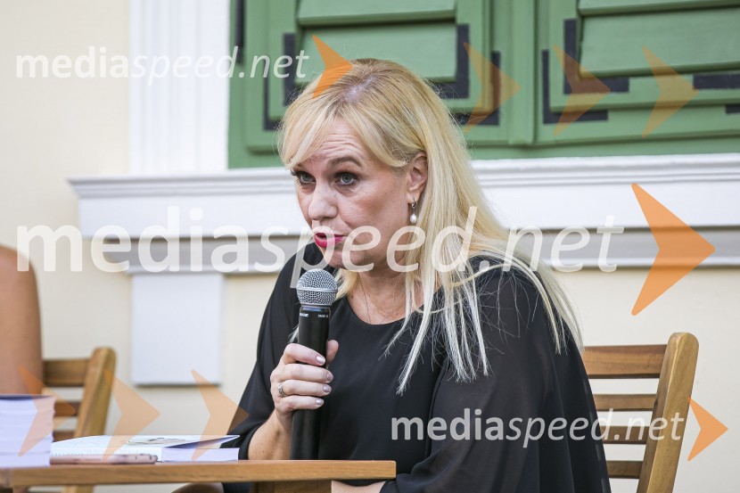  Alenka Kesar, avtorica knjige Druga žena, agencija AdremaAlenka Kesar je izdala knjigo Druga žena