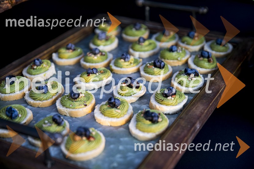 Alenka Kesar je izdala knjigo Druga žena