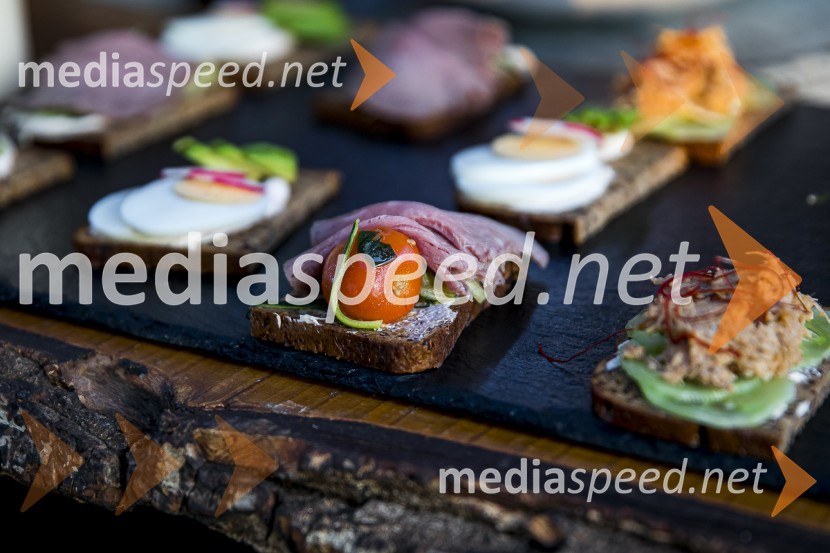 Alenka Kesar je izdala knjigo Druga žena